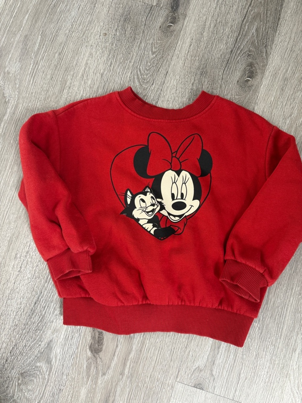 H&M Minnie Mouse crew neck